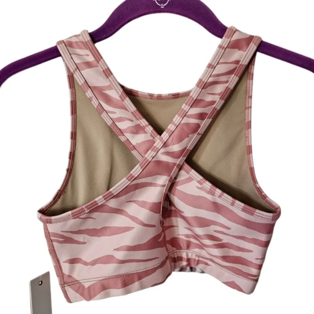 Good American Upper Cut Animal Sports Bra NWT - Picture 6 of 11